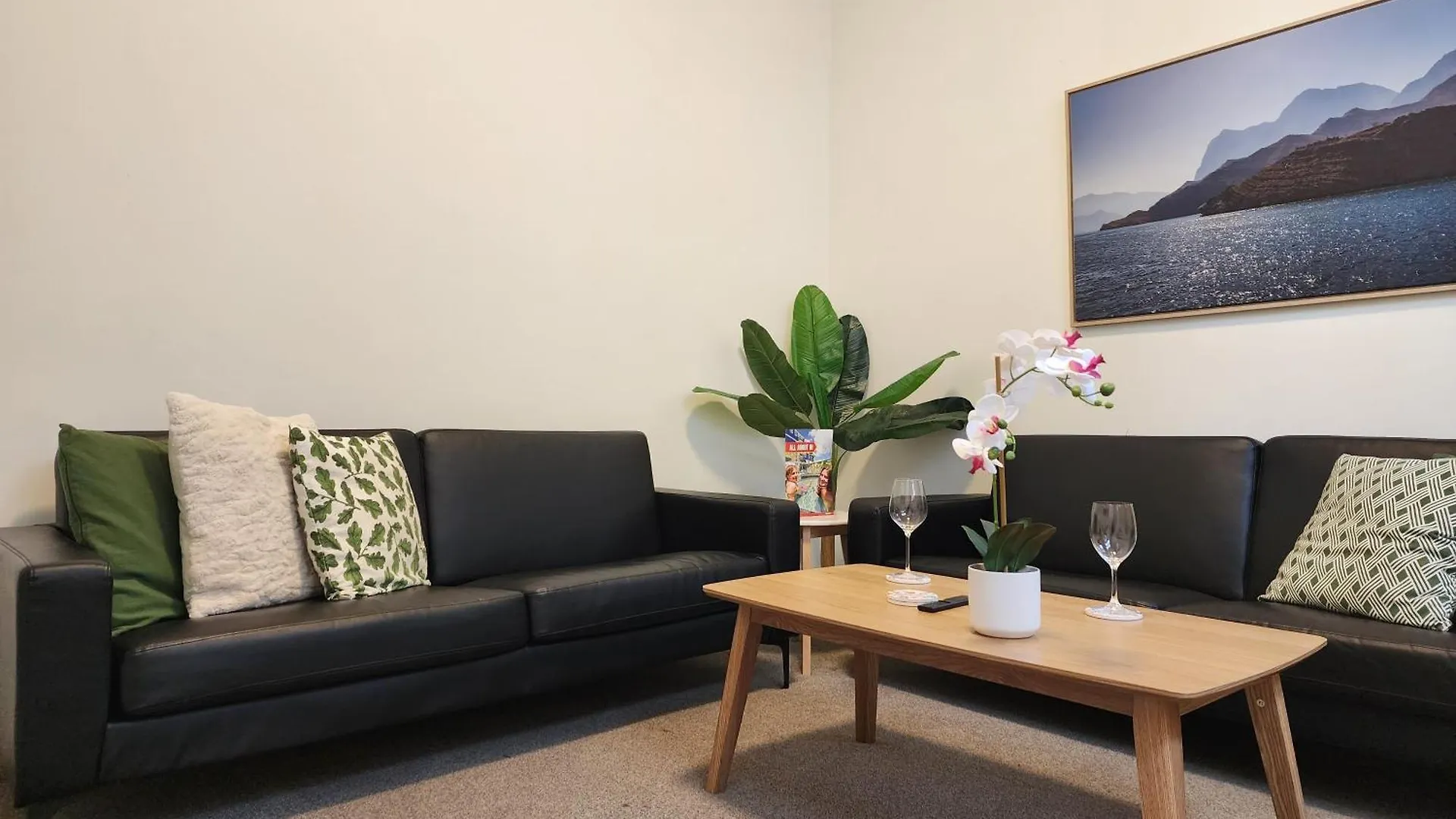 Apartment U Suites On Webb Wellington