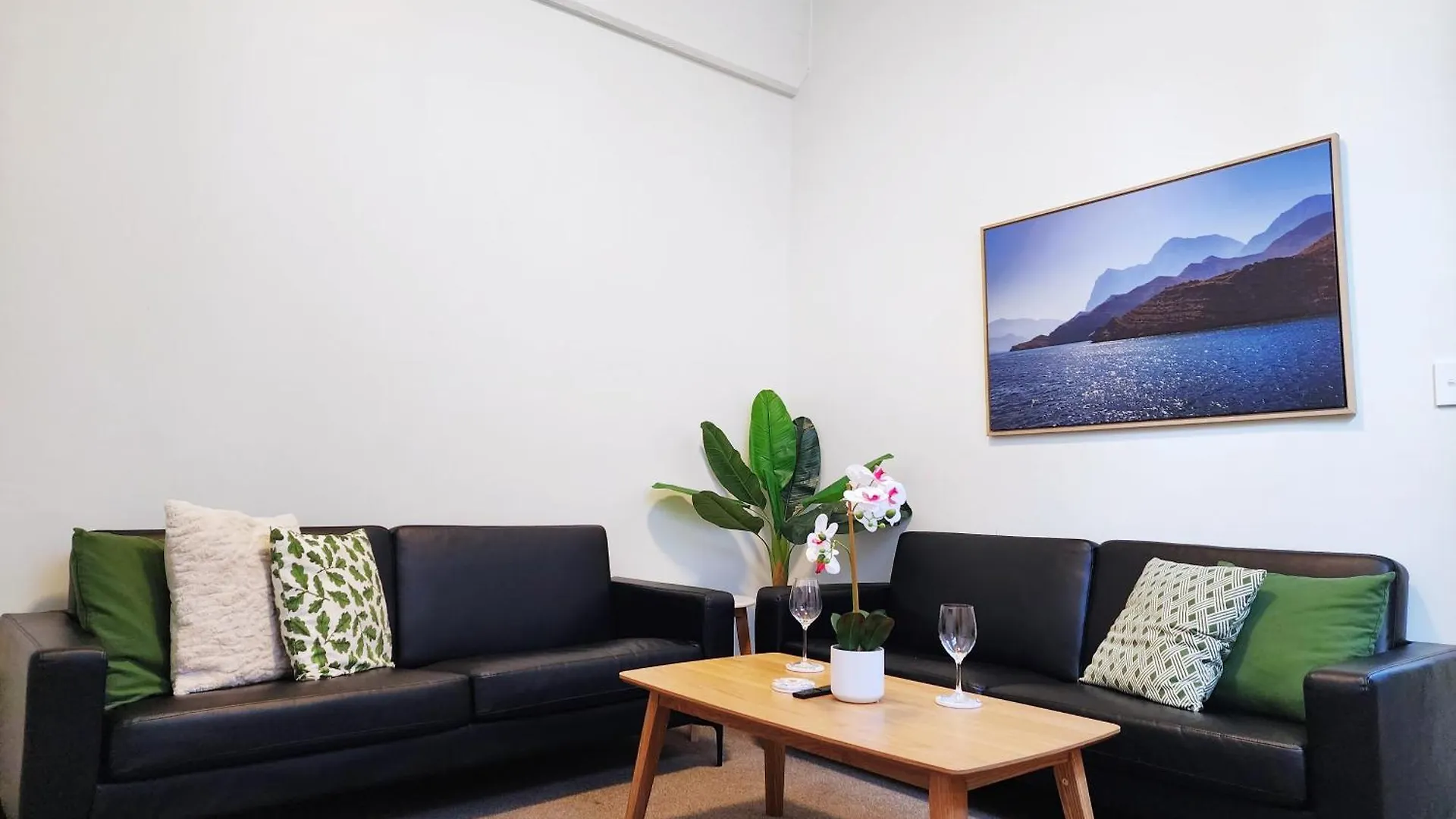 Apartment U Suites On Webb Wellington