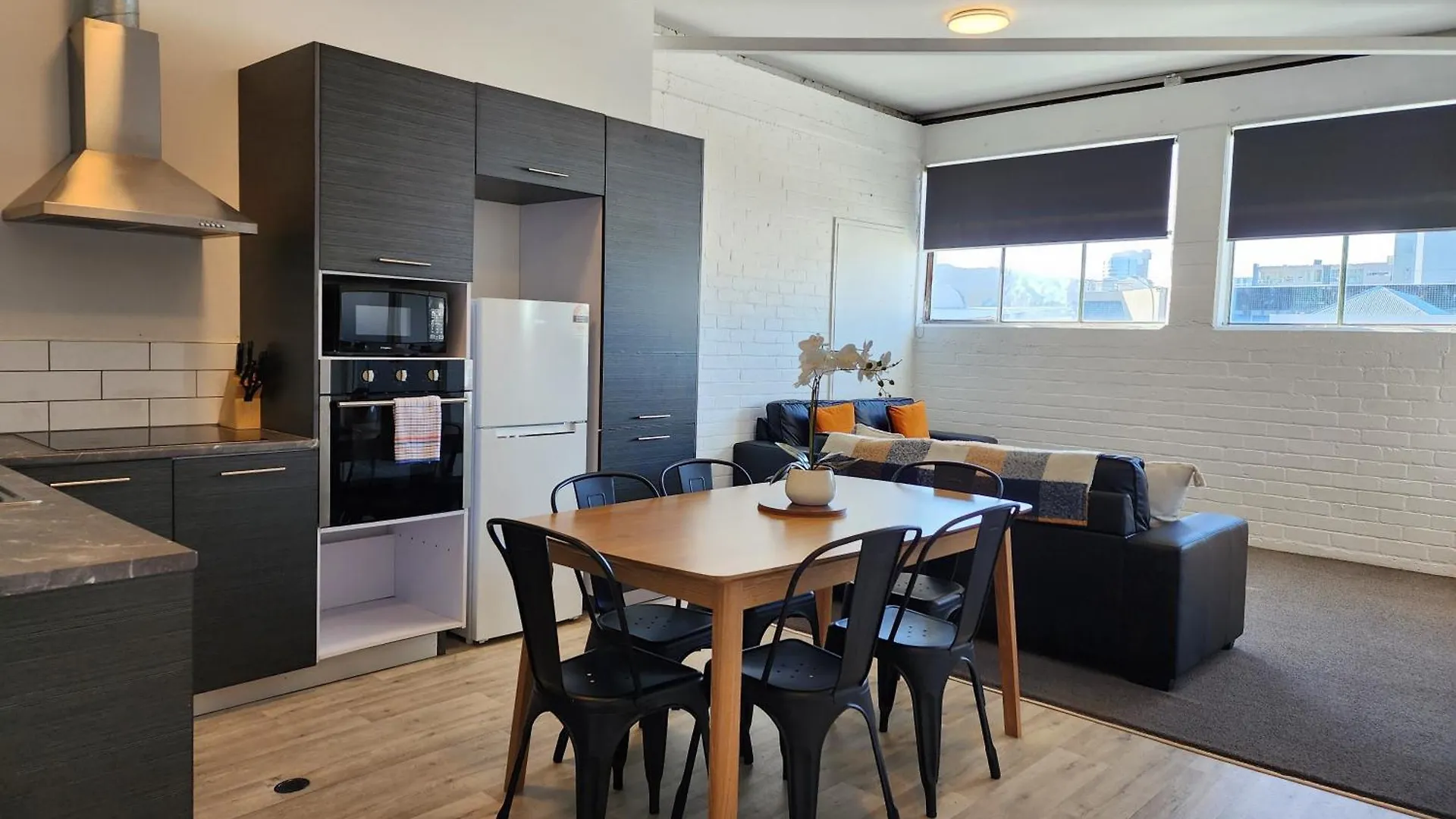 U Suites On Webb Wellington Apartment